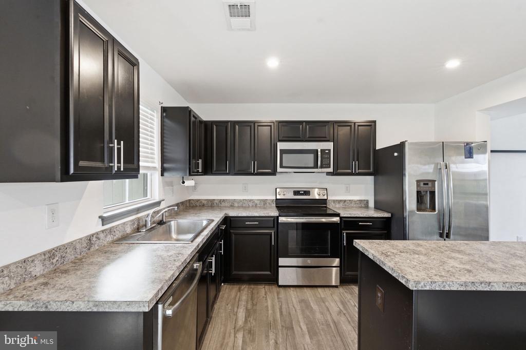 153 WYE OAK DRIVE