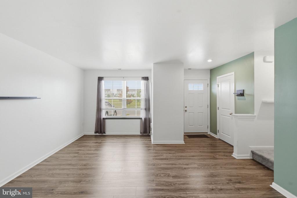 153 WYE OAK DRIVE