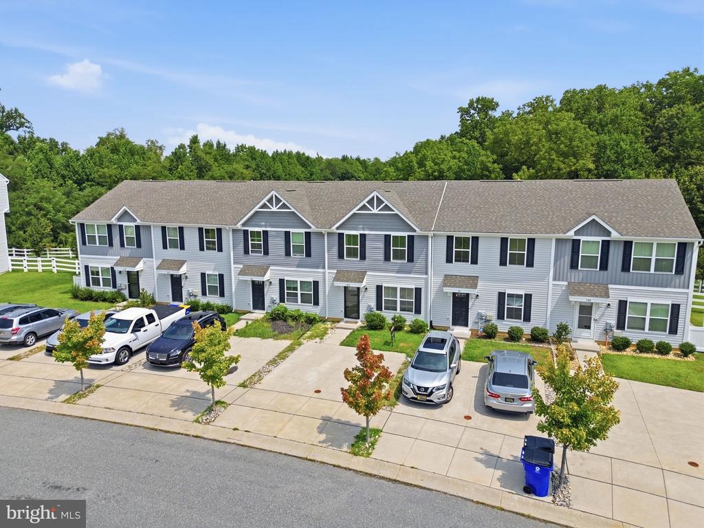 153 WYE OAK DRIVE