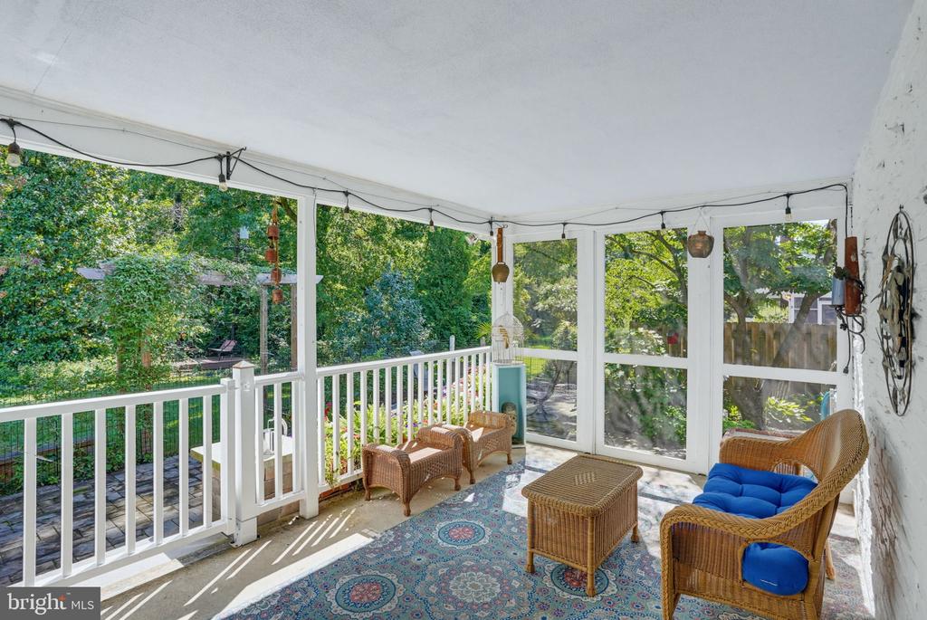1409 IVY DRIVE