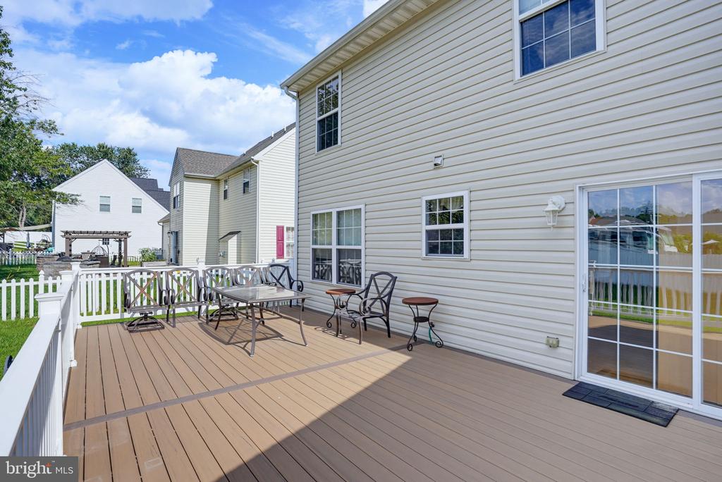103 GREEN MEADOW CIRCLE