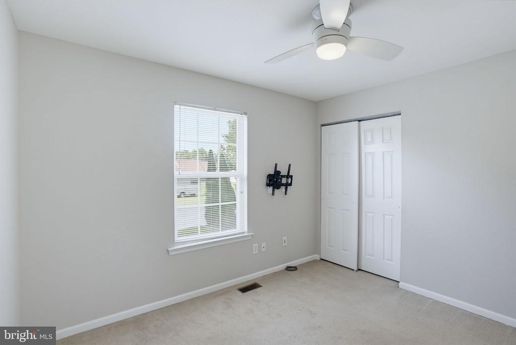 103 GREEN MEADOW CIRCLE