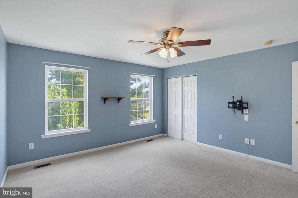 103 GREEN MEADOW CIRCLE