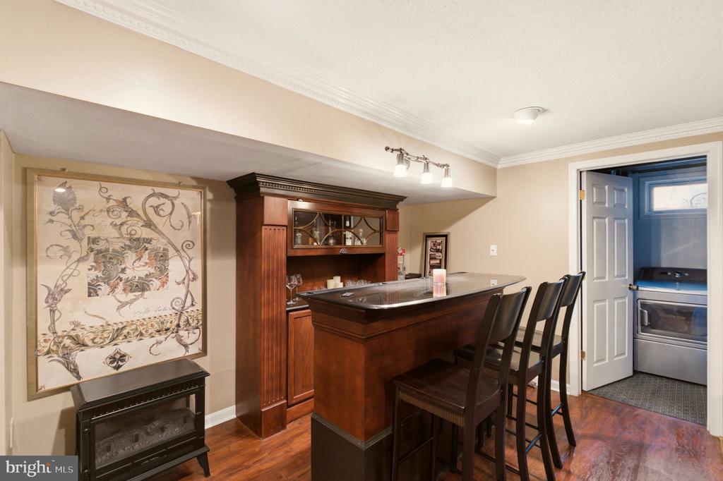 18 JONATHAN DRIVE