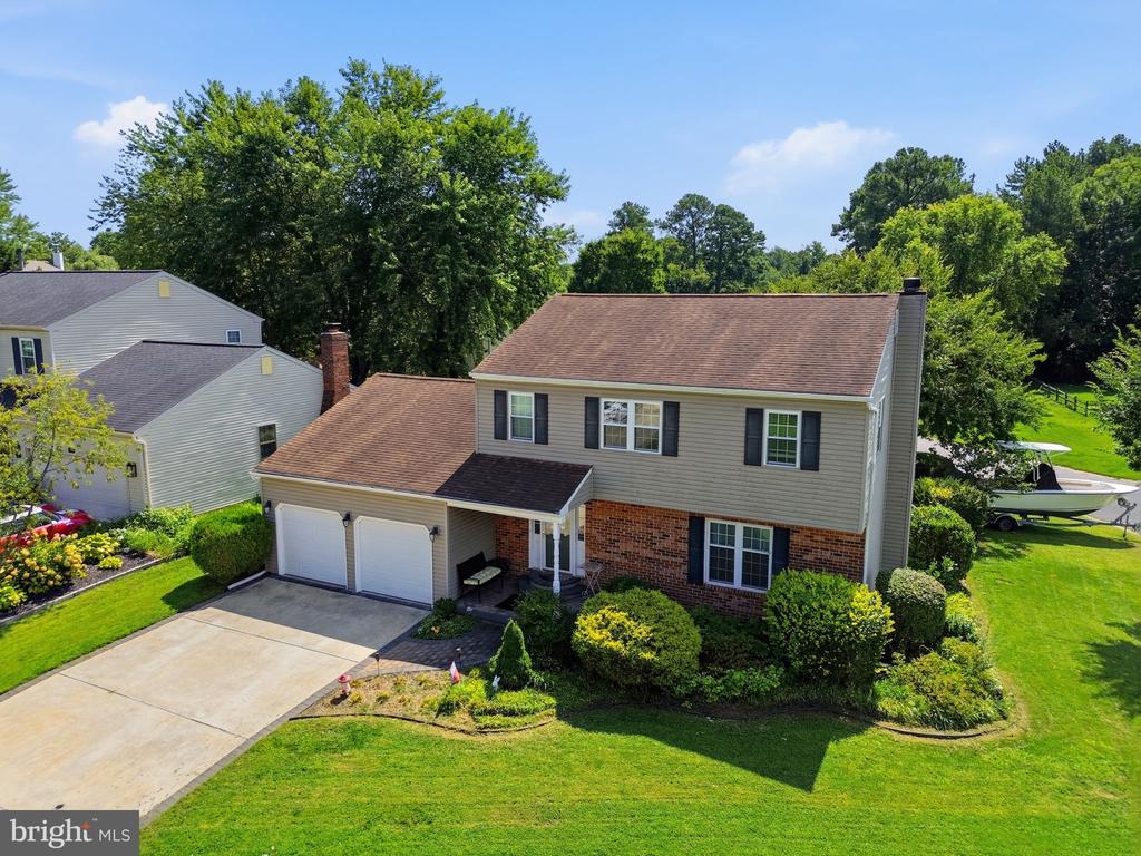 18 JONATHAN DRIVE
