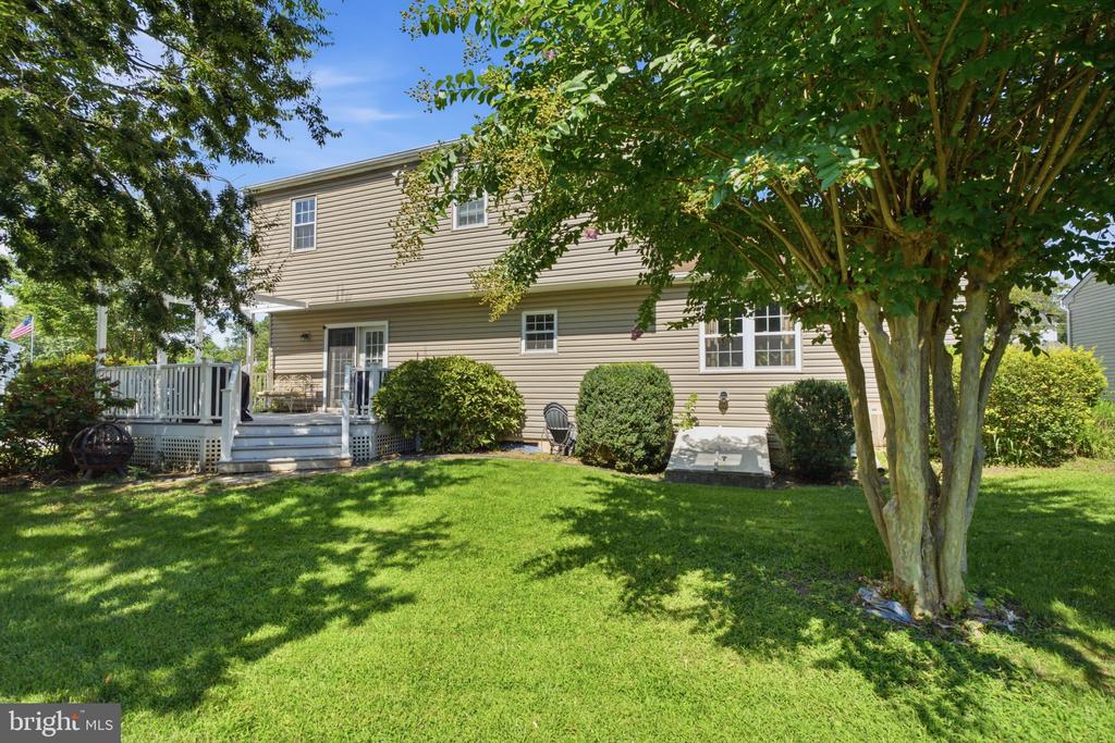 18 JONATHAN DRIVE