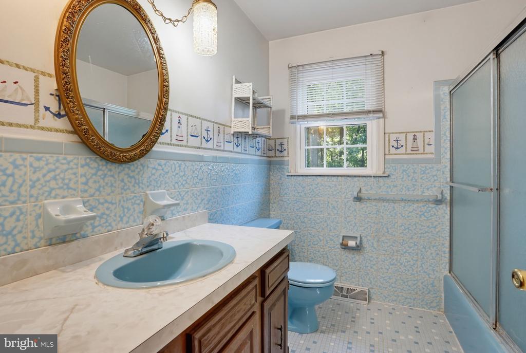 301 CARAVEL DRIVE