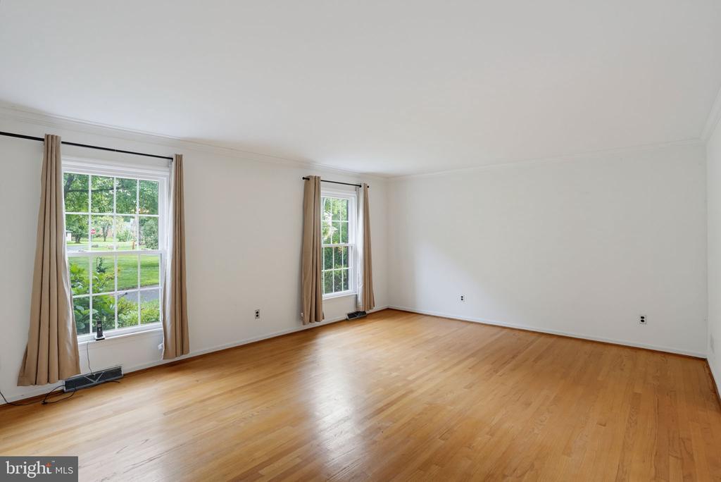 301 CARAVEL DRIVE