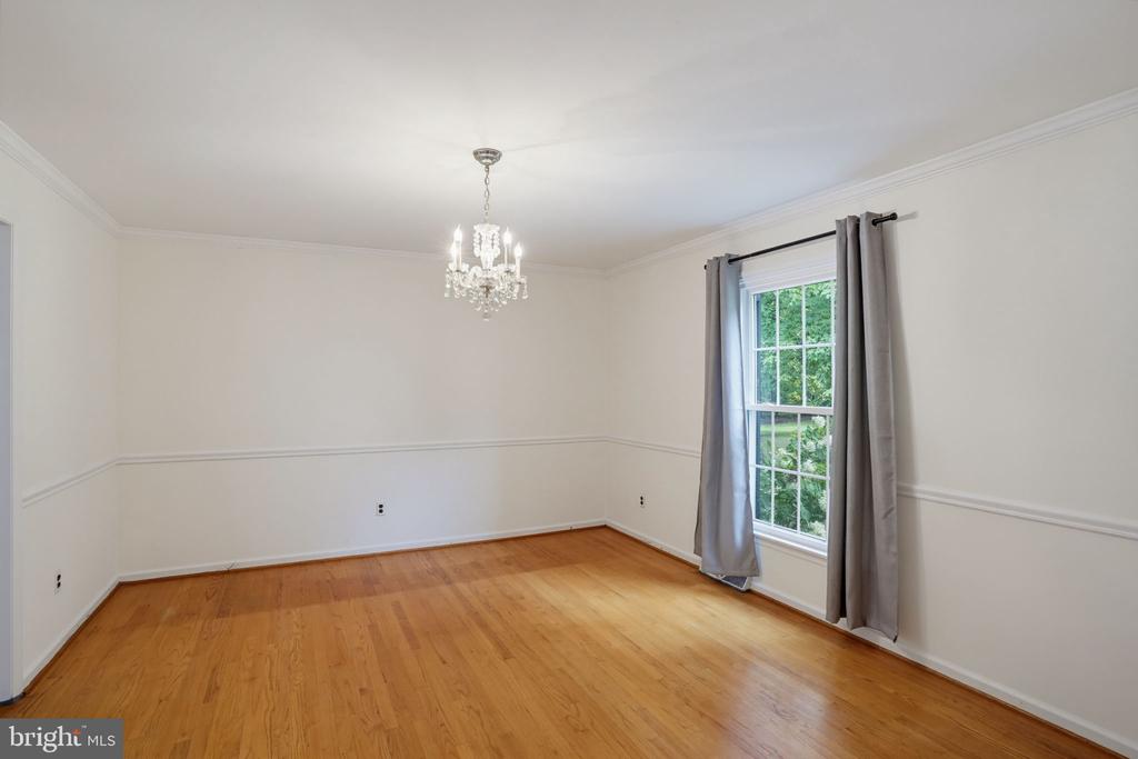 301 CARAVEL DRIVE