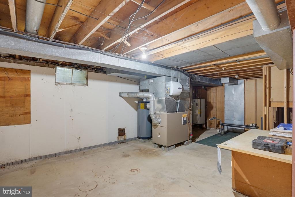 301 CARAVEL DRIVE