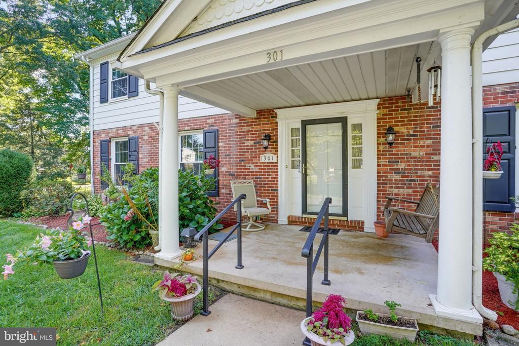 301 CARAVEL DRIVE