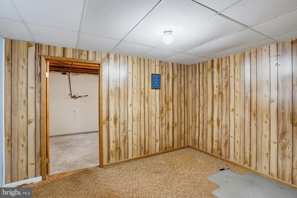 301 CARAVEL DRIVE
