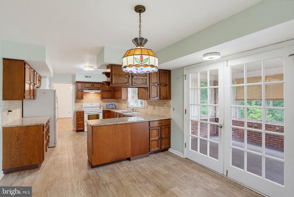 301 CARAVEL DRIVE