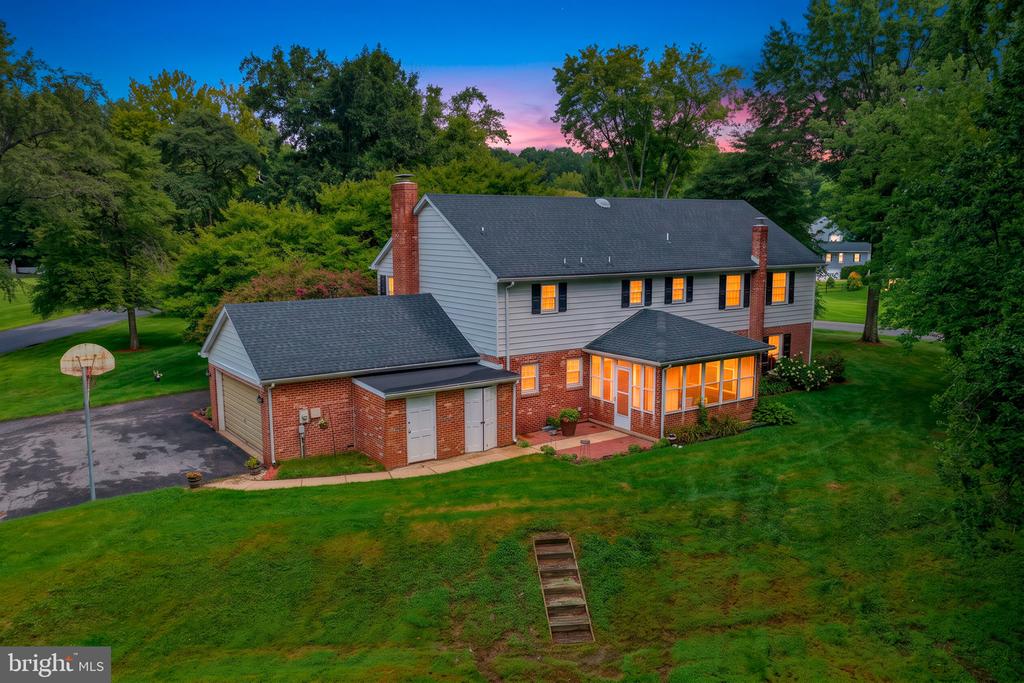 301 CARAVEL DRIVE