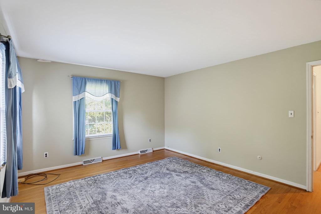 301 CARAVEL DRIVE