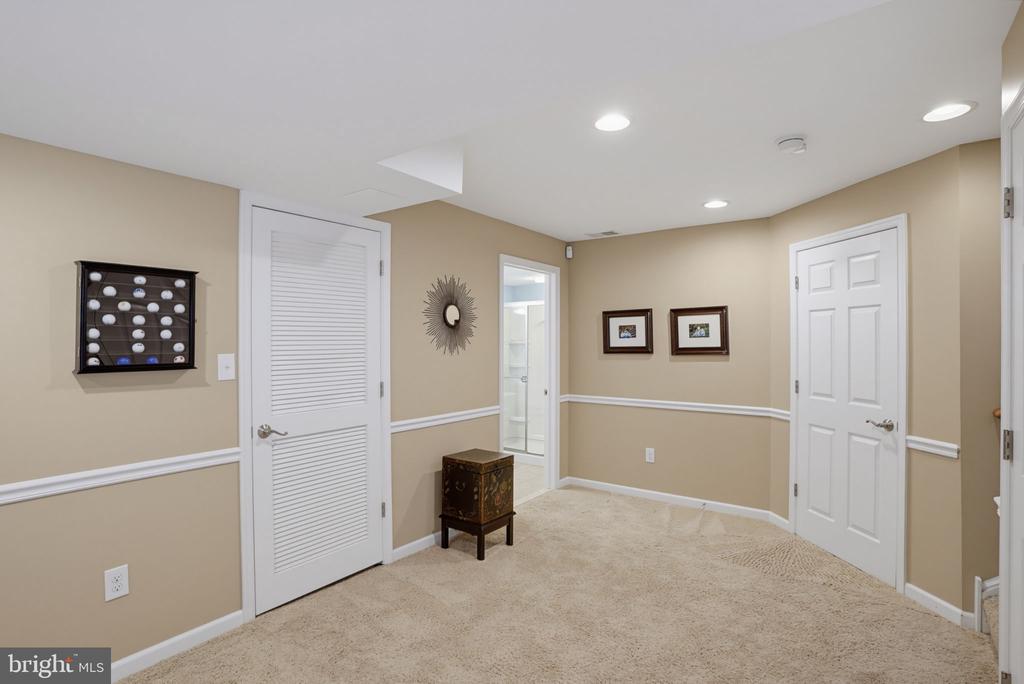 2809 VIDERE DRIVE