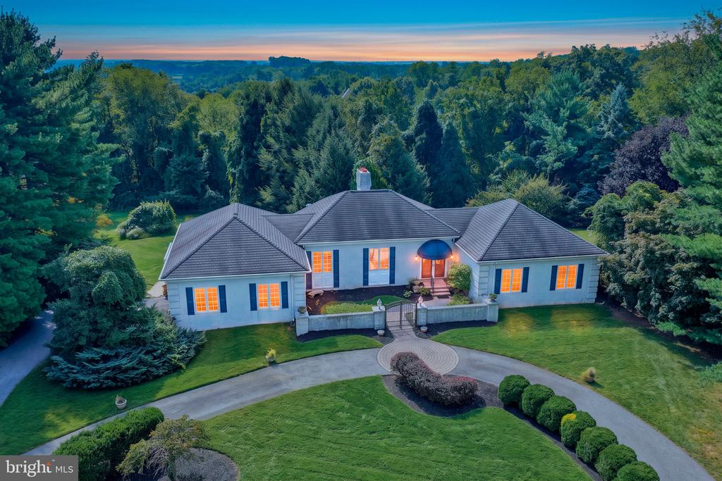 9 MCCORMICK DRIVE
