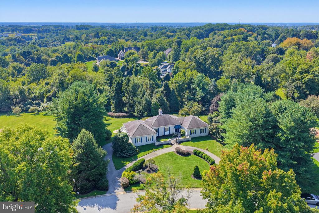 9 MCCORMICK DRIVE