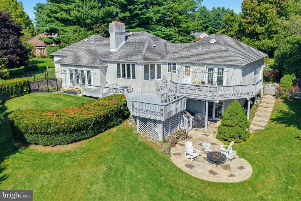 9 MCCORMICK DRIVE