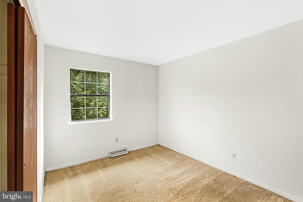 3 E SAINT JOSEPH COURT