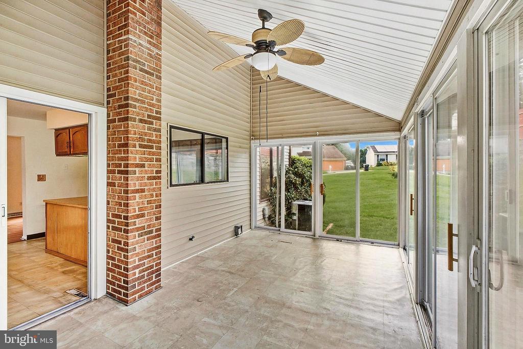 3 E SAINT JOSEPH COURT