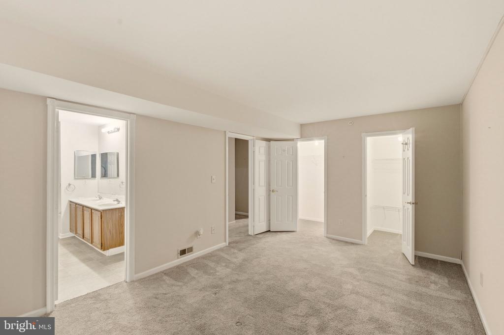 61 STANDIFORD COURT Unit: 146