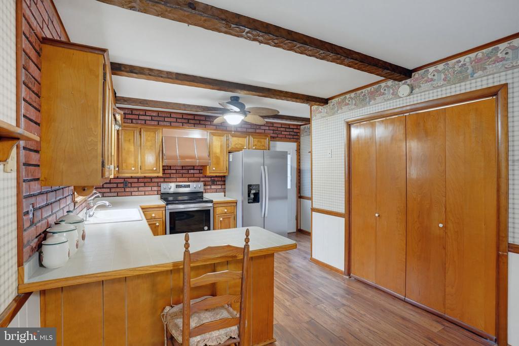 153 BLACKBIRD GREENSPRING ROAD