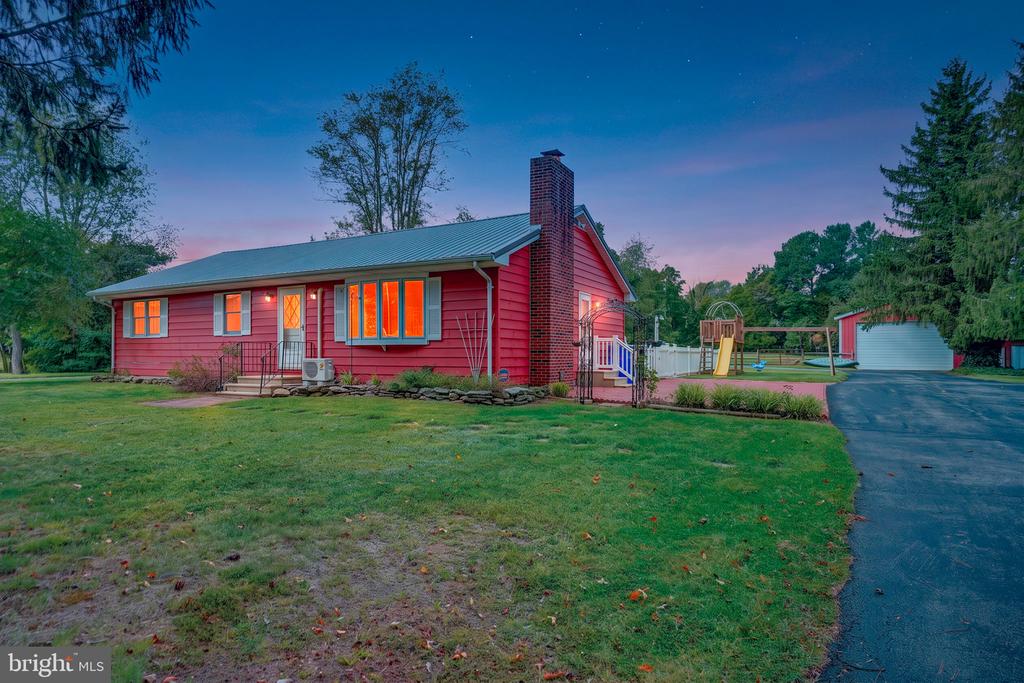 153 BLACKBIRD GREENSPRING ROAD