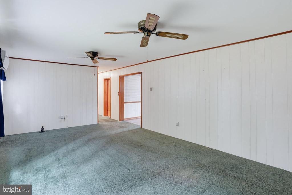 153 BLACKBIRD GREENSPRING ROAD