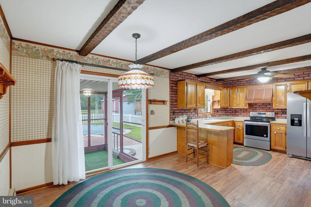 153 BLACKBIRD GREENSPRING ROAD