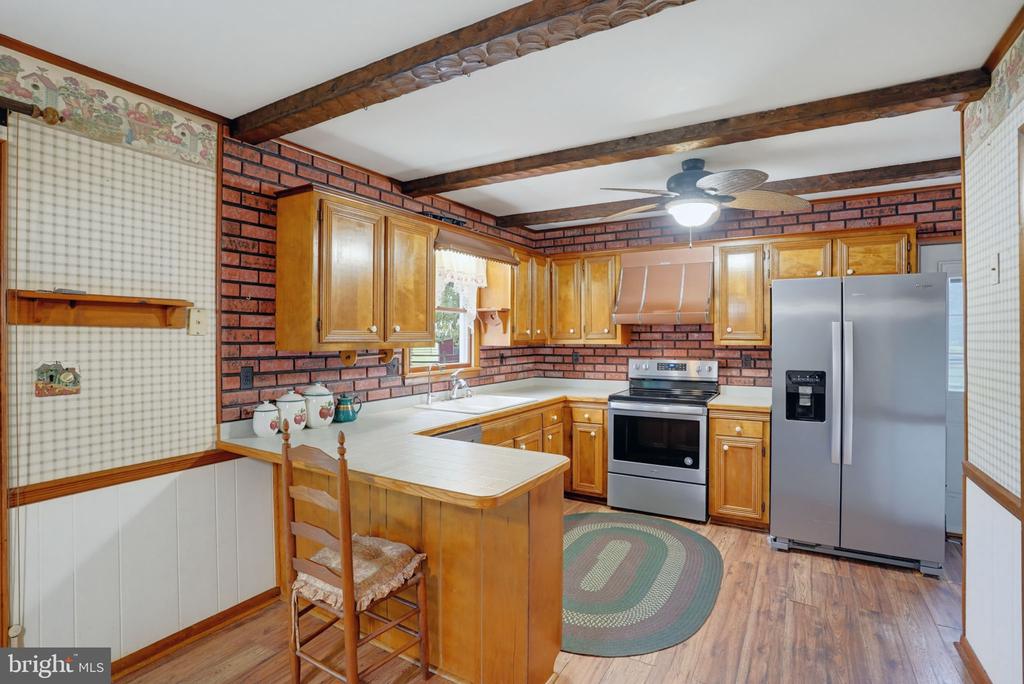 153 BLACKBIRD GREENSPRING ROAD