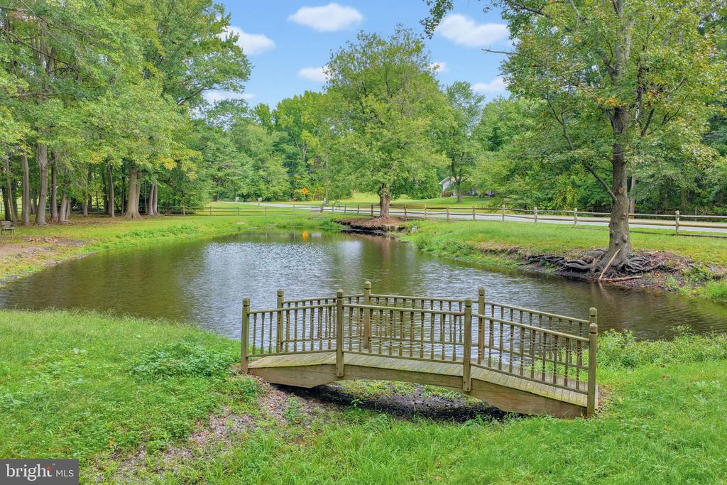 153 BLACKBIRD GREENSPRING ROAD