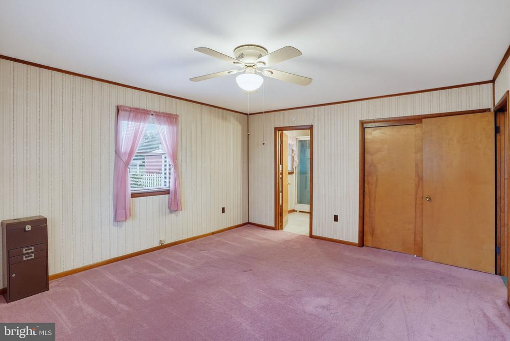 153 BLACKBIRD GREENSPRING ROAD