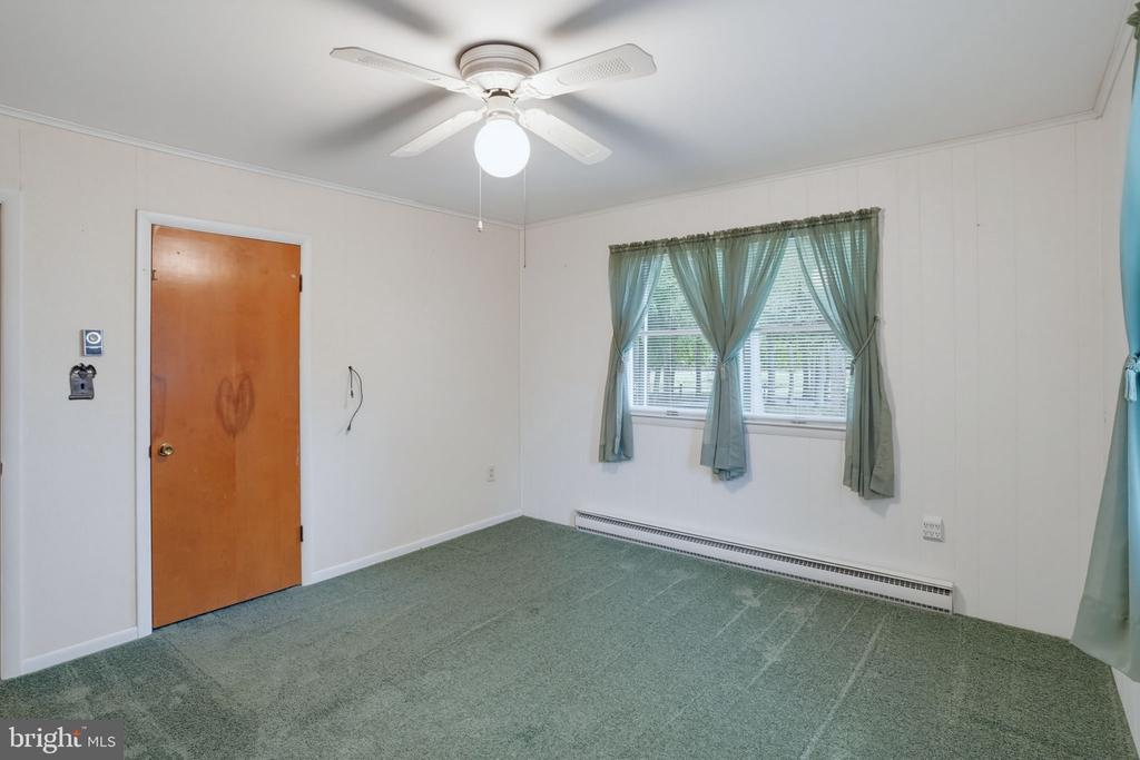 153 BLACKBIRD GREENSPRING ROAD
