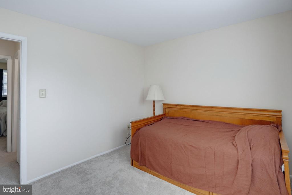 8 RENOIR TERRACE