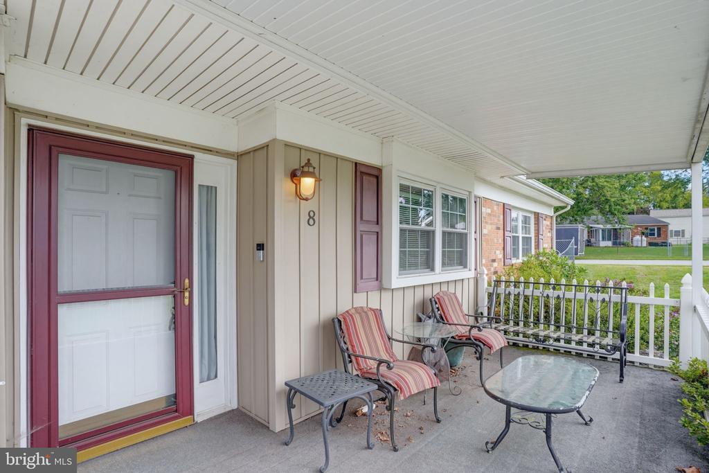 8 RENOIR TERRACE
