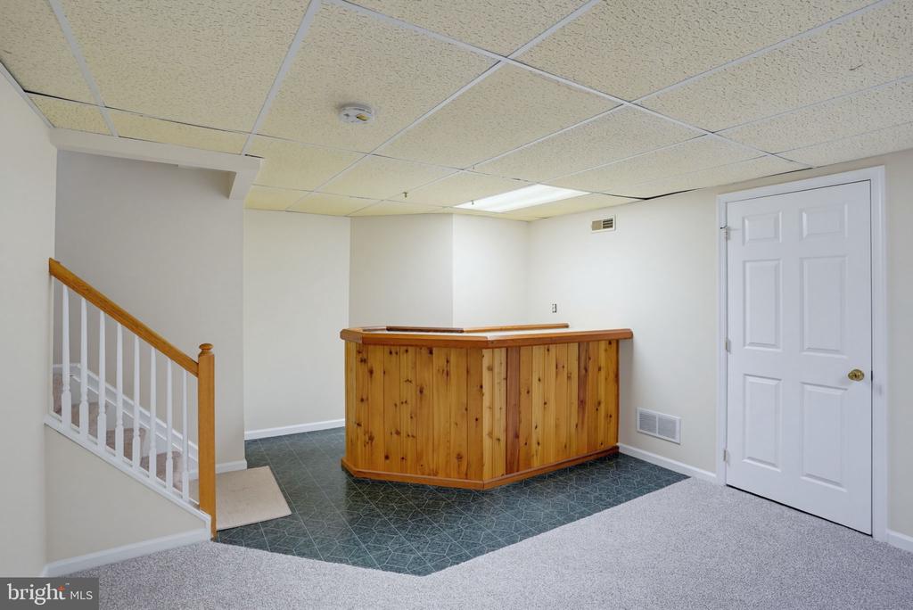 12 REDDEN COURT