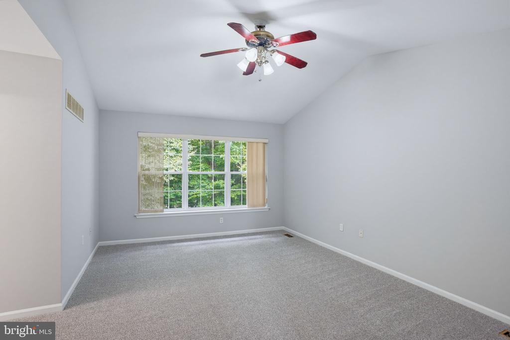 12 REDDEN COURT