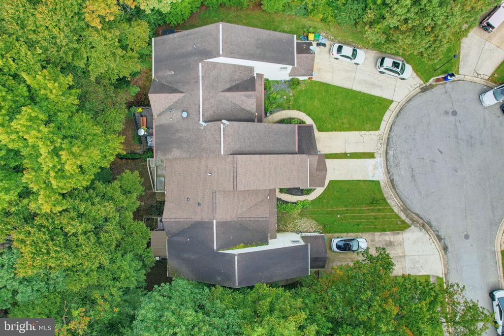 12 REDDEN COURT