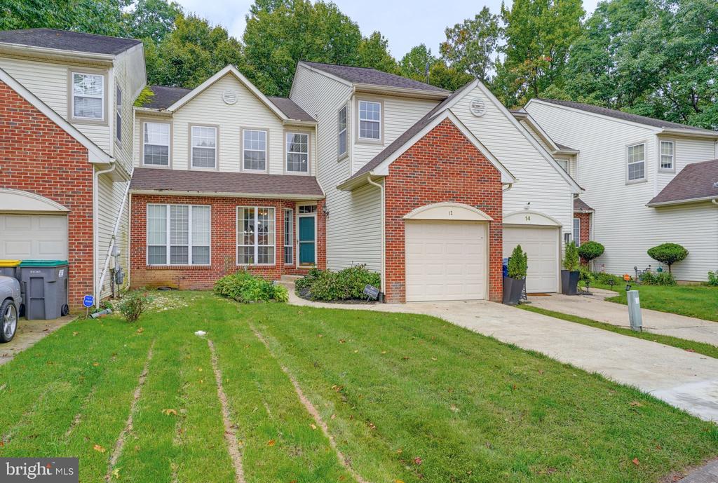 12 REDDEN COURT
