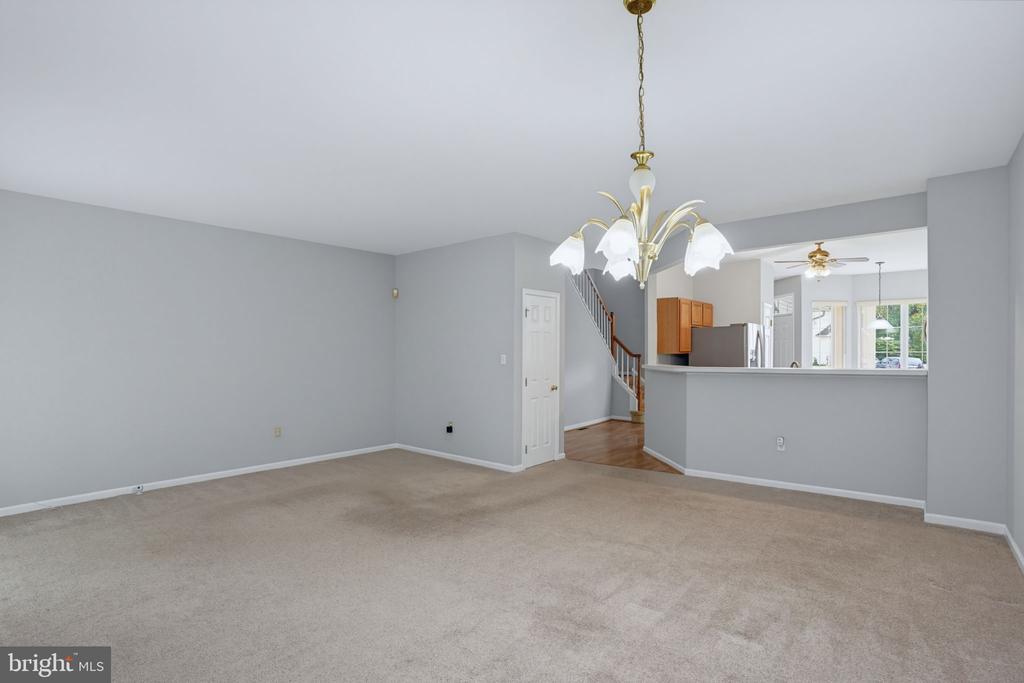 12 REDDEN COURT