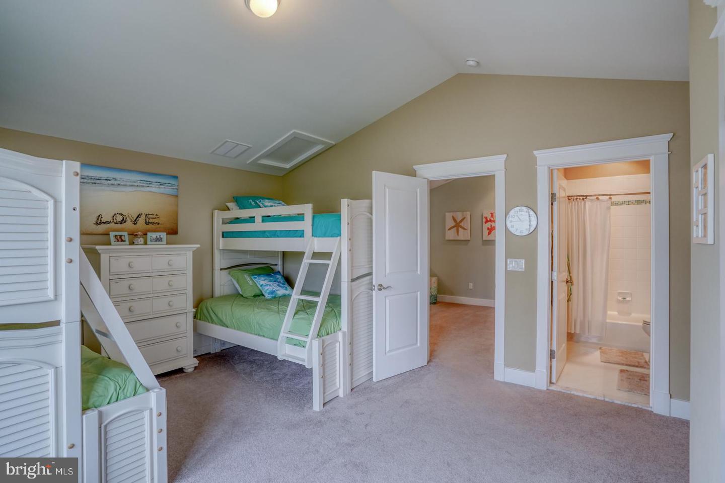 36102 Vireo Cir