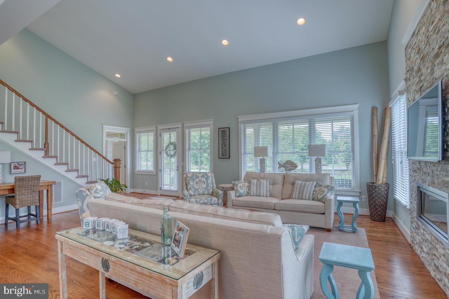 36102 Vireo Cir