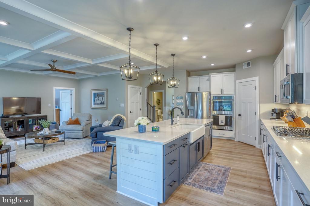 32471 MORRIS TRAIL