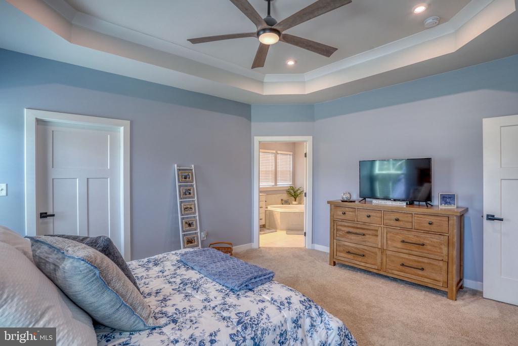 32471 MORRIS TRAIL