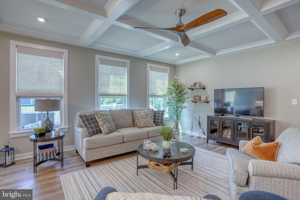 32471 MORRIS TRAIL