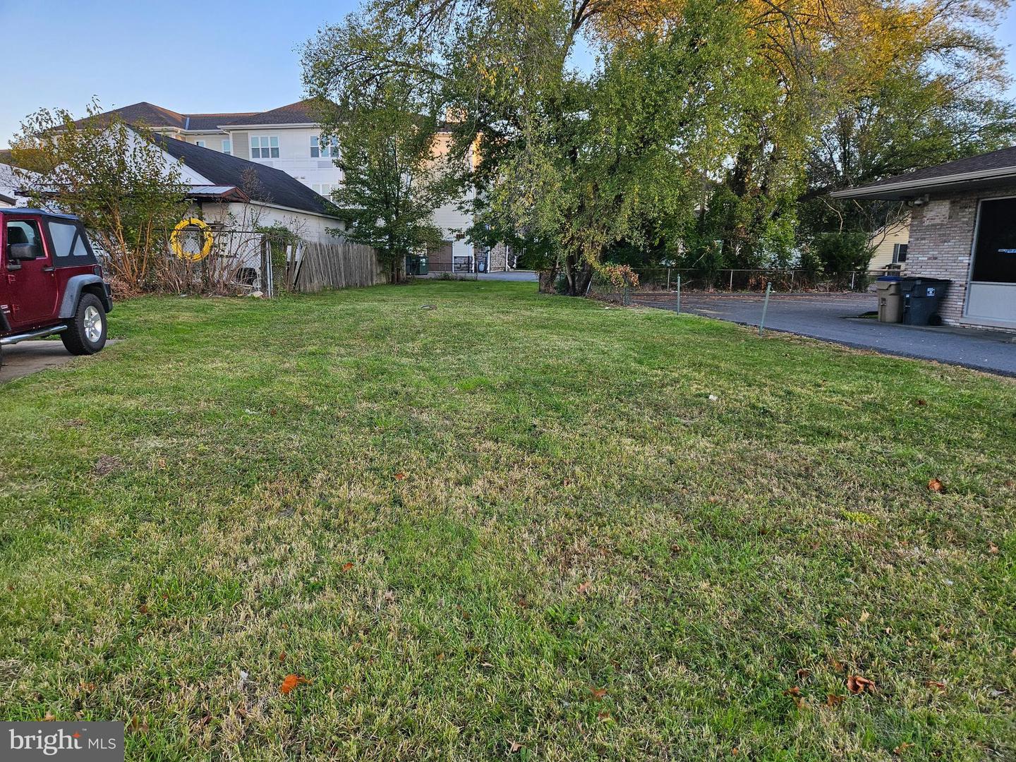 115 E High St