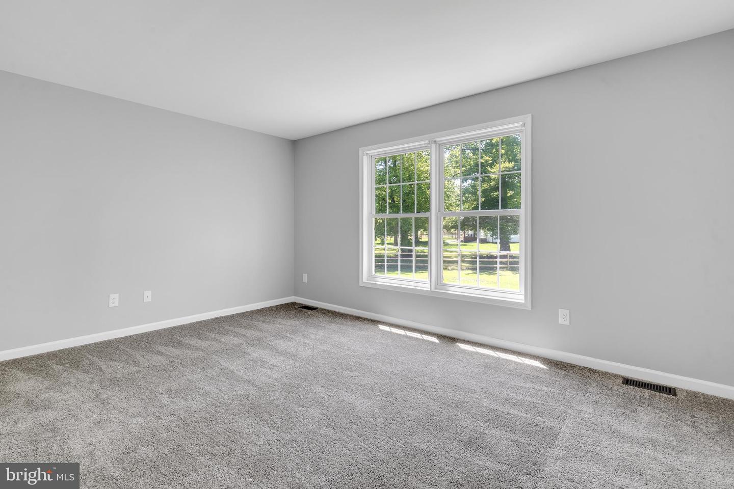 39 Middle Rd