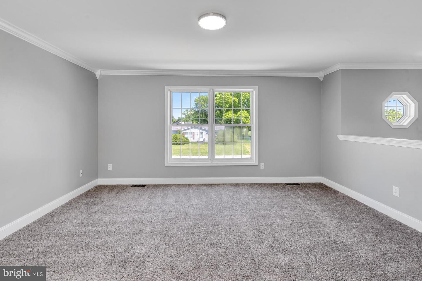 39 Middle Rd