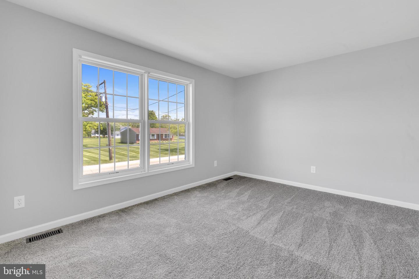 39 Middle Rd
